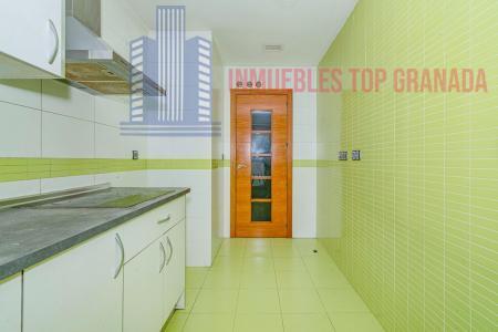 Venta de piso en Granada