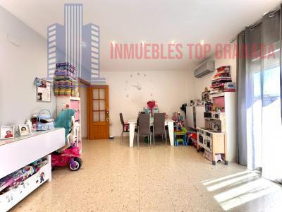 Venta de piso en Las Gabias