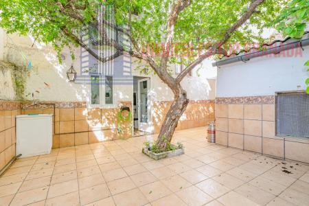 Venta de casa en Cúllar Vega