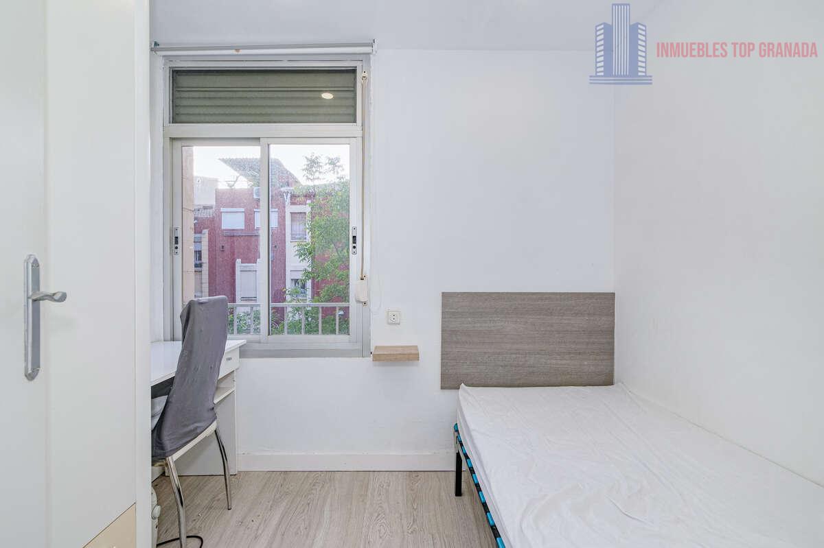 Venta de piso en Granada