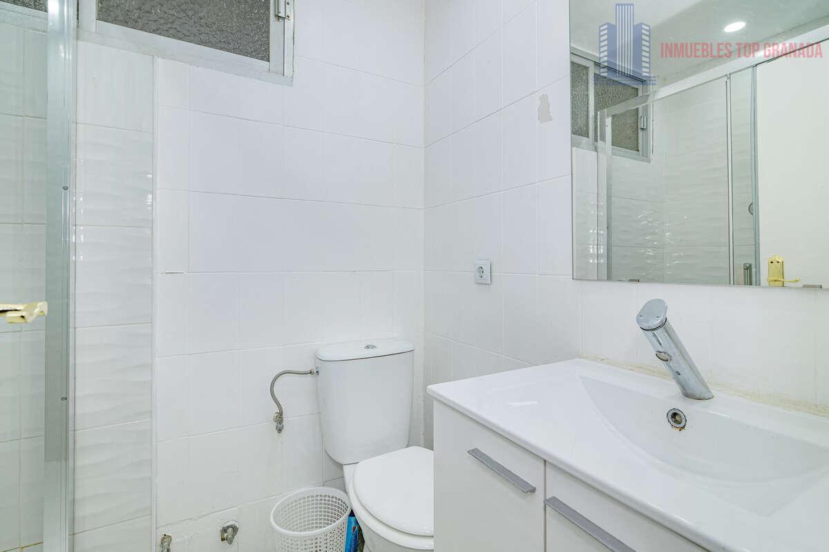 Venta de piso en Granada