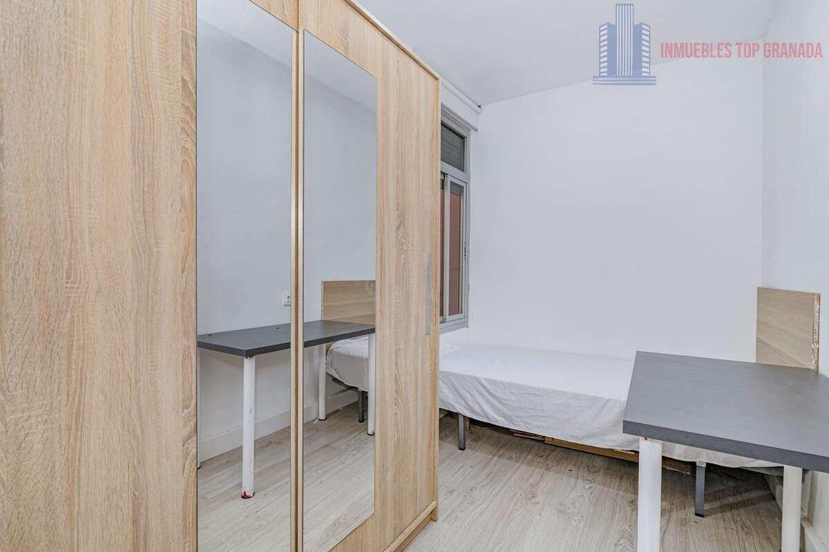 Venta de piso en Granada