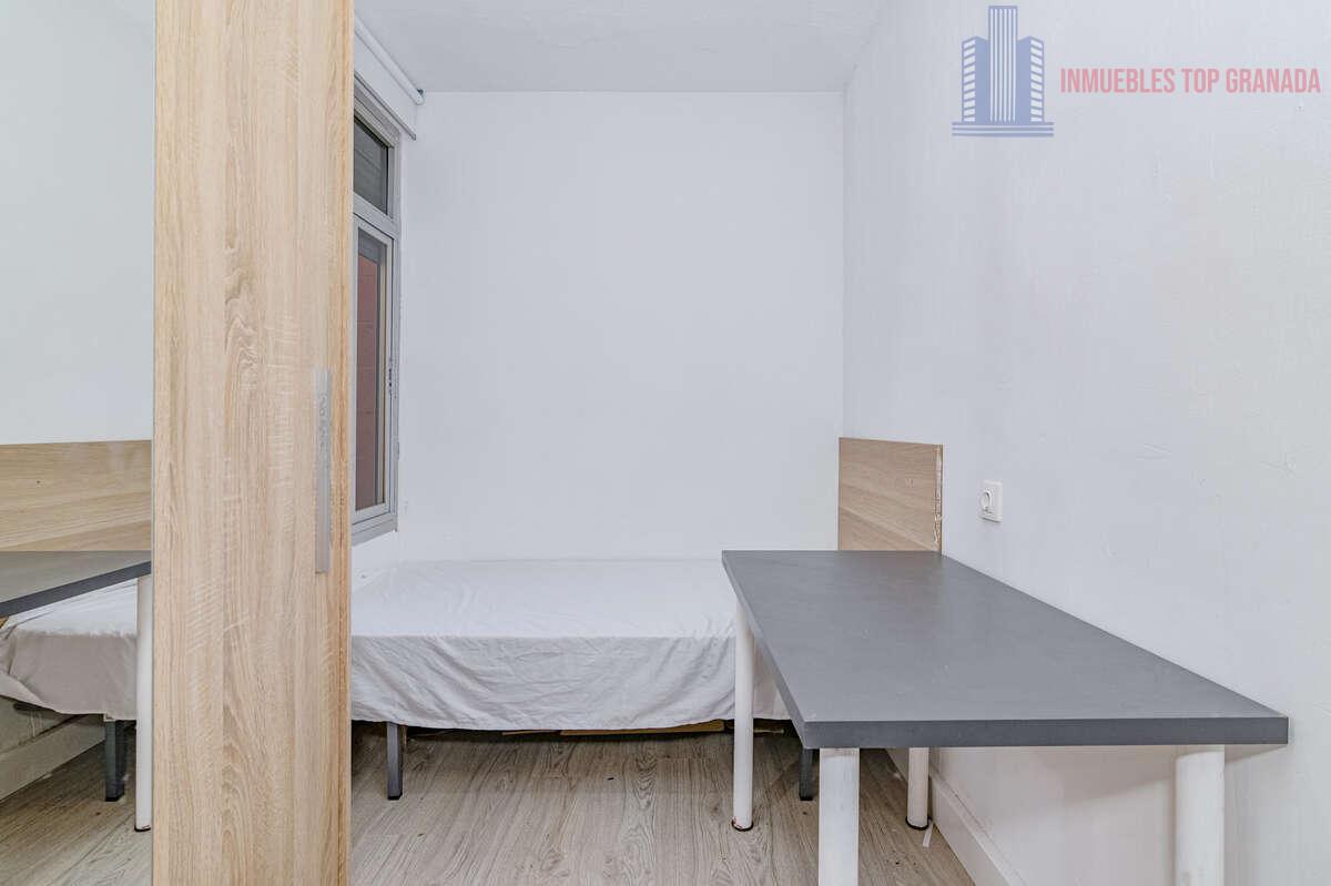 Venta de piso en Granada