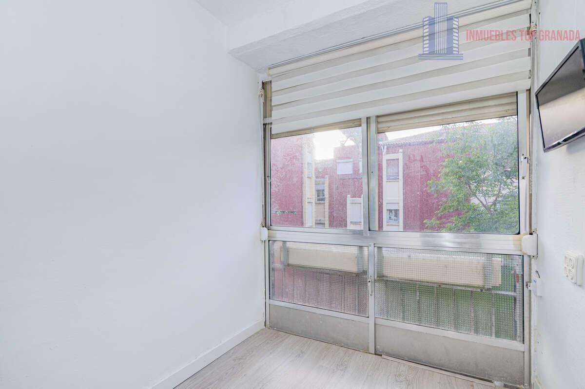 Venta de piso en Granada