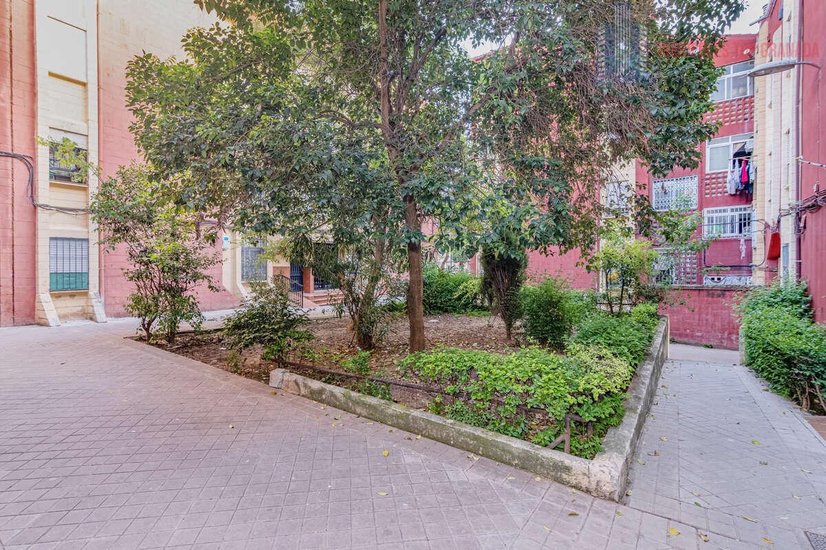 Venta de piso en Granada