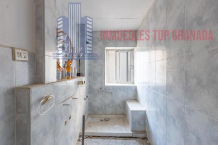 Venta de casa en Granada