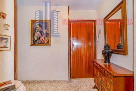 Venta de piso en Granada