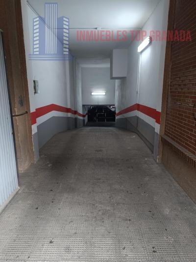Venta de garaje en Granada