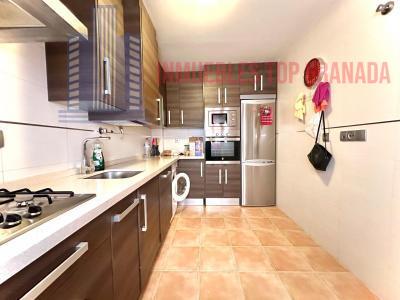 Venta de piso en Cogollos de la Vega