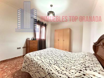 Venta de piso en Cogollos de la Vega