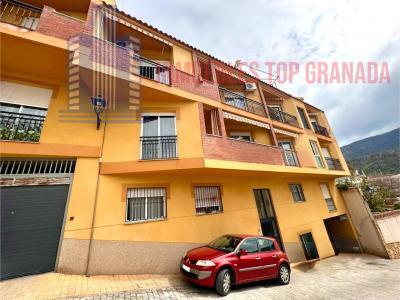 Venta de piso en Cogollos de la Vega