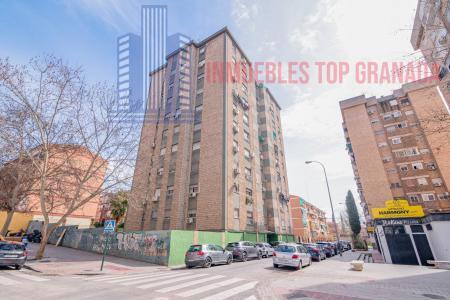 Venta de piso en Granada