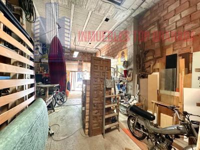 Venta de local en La Zubia