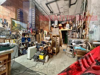 Venta de local en La Zubia