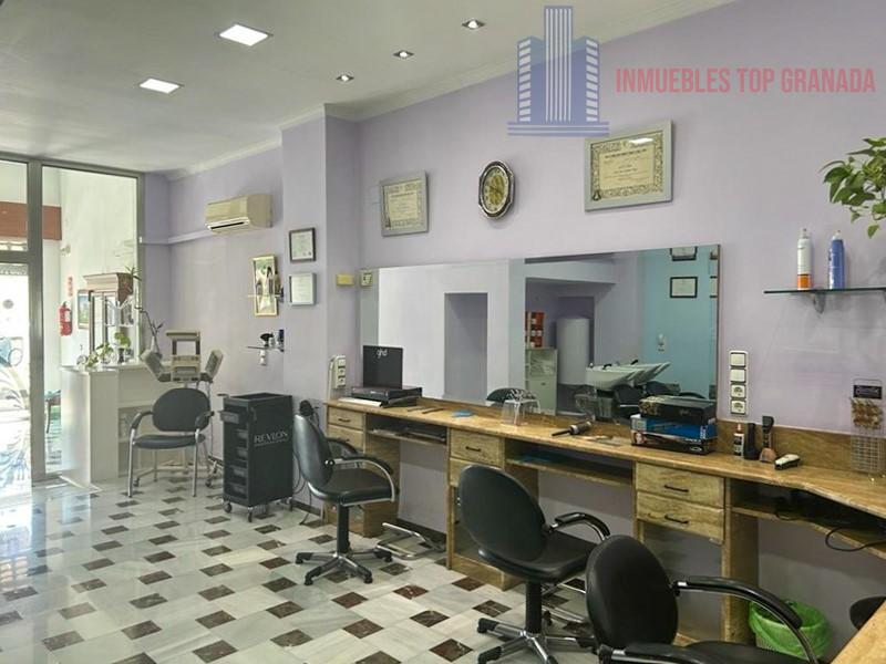 Venta de local en Atarfe