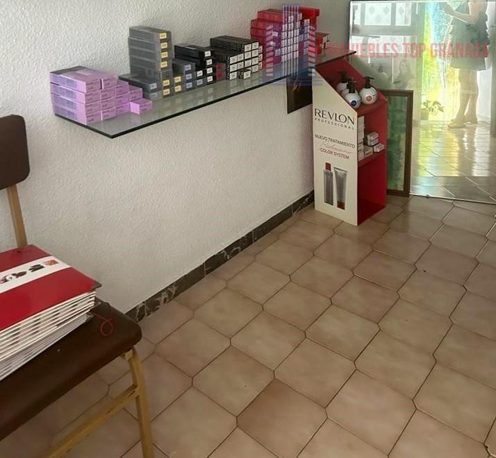 Venta de local en Atarfe