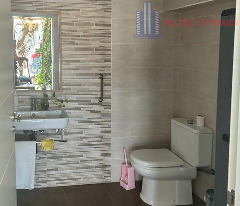 Venta de local en Atarfe