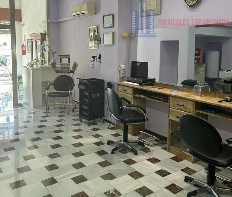 Venta de local en Atarfe