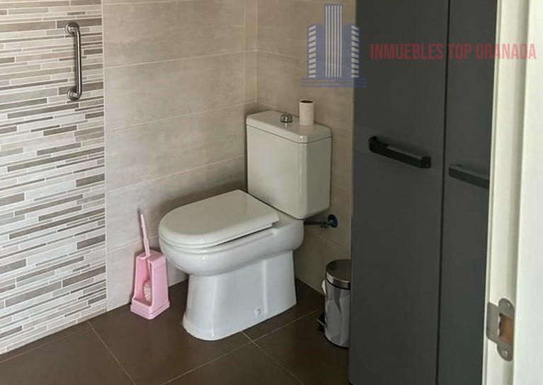 Venta de local en Atarfe