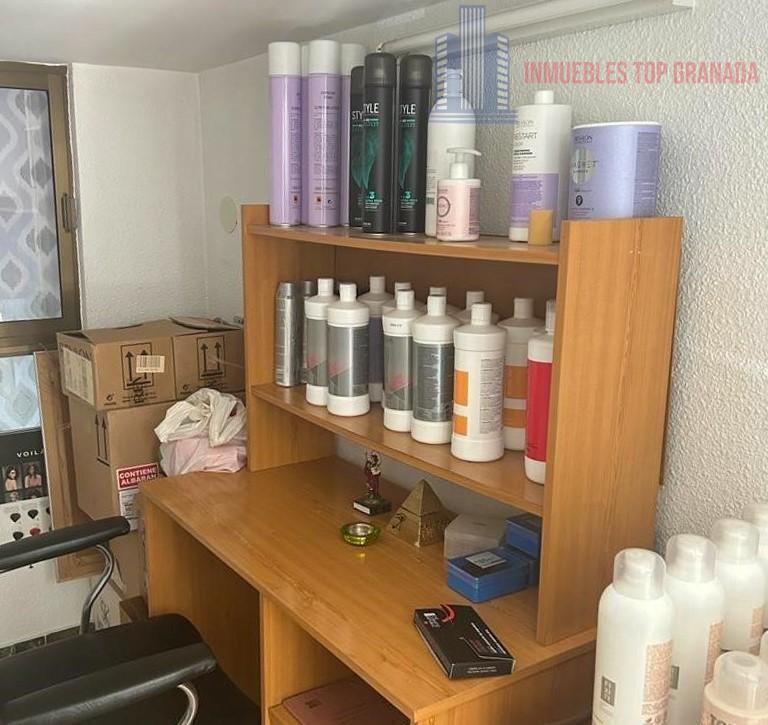 Venta de local en Atarfe