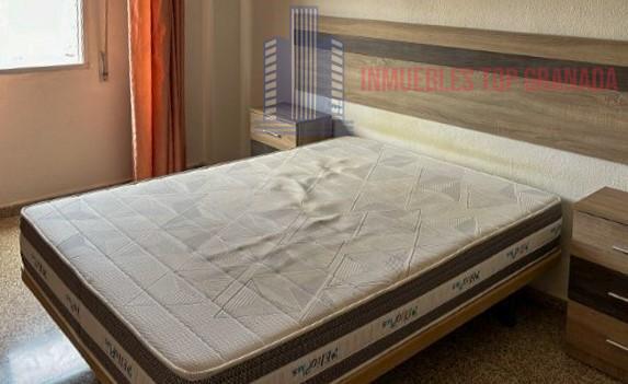 Venta de piso en Granada