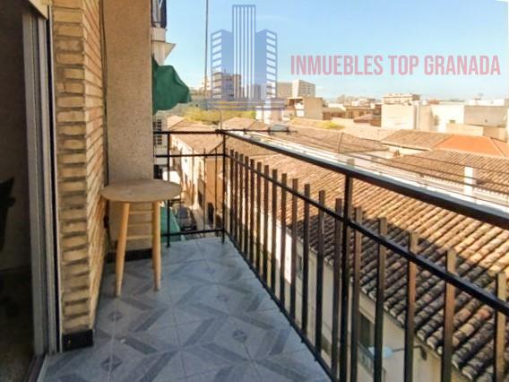 Venta de piso en Granada