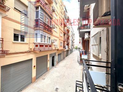 Venta de piso en Granada