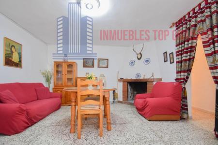 Venta de finca rústica en Fuente Vaqueros