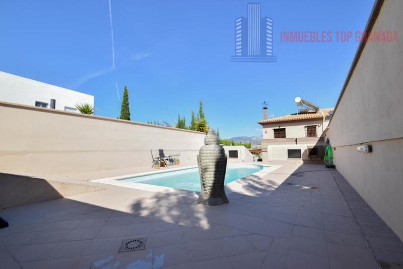 Venta de chalet en Albolote
