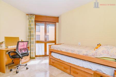 Venta de piso en Granada