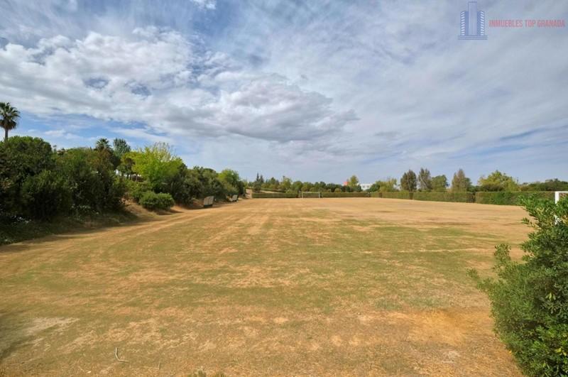 Venta de terreno en Dílar