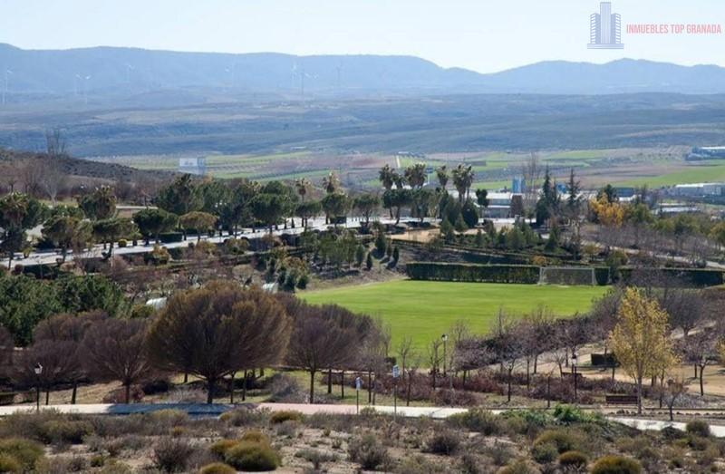 Venta de terreno en Dílar