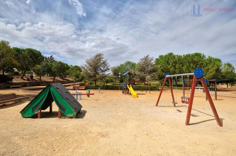 Venta de terreno en Dílar