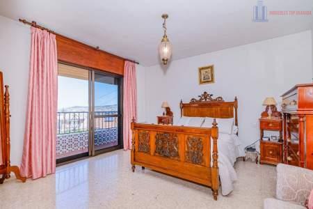 Venta de chalet en Cájar