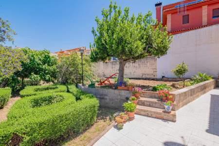 Venta de chalet en Cájar