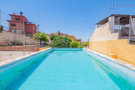 Venta de chalet en Cájar