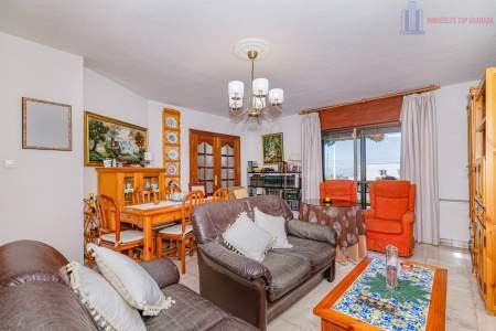 Venta de chalet en Cájar