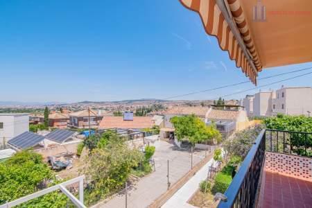 Venta de chalet en Cájar