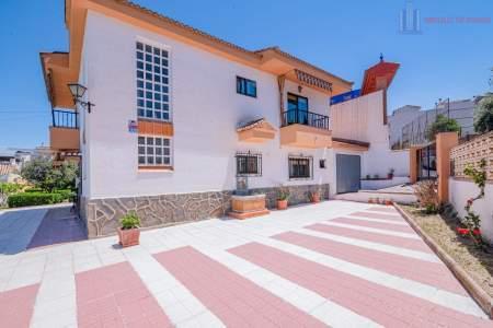 Venta de chalet en Cájar