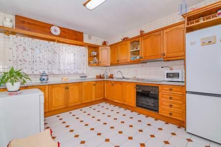 Venta de chalet en Cájar