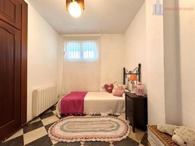 Venta de piso en Cenes de la Vega