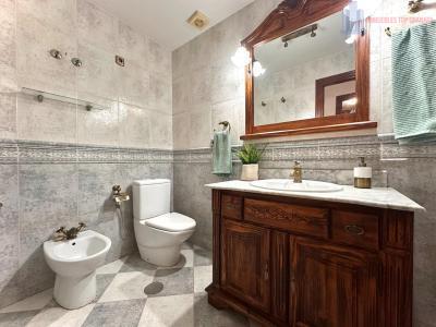 Venta de piso en Cenes de la Vega