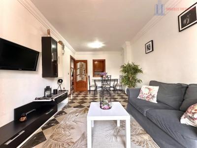 Venta de piso en Cenes de la Vega