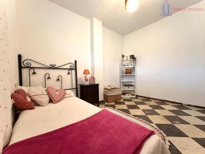 Venta de piso en Cenes de la Vega