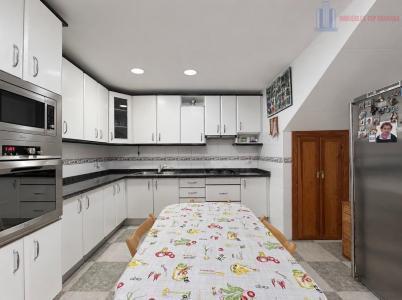 Venta de casa en Fuente Vaqueros