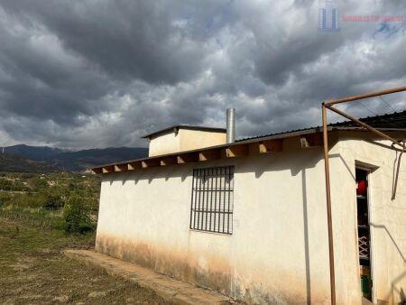 Venta de finca rústica en Lecrín