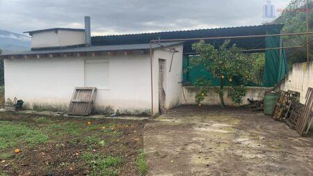 Venta de finca rústica en Lecrín