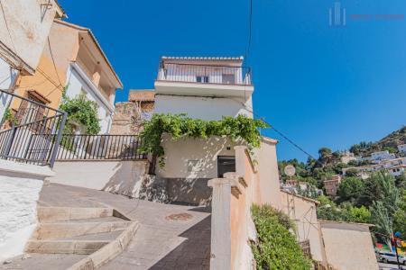 Venta de casa en Quéntar