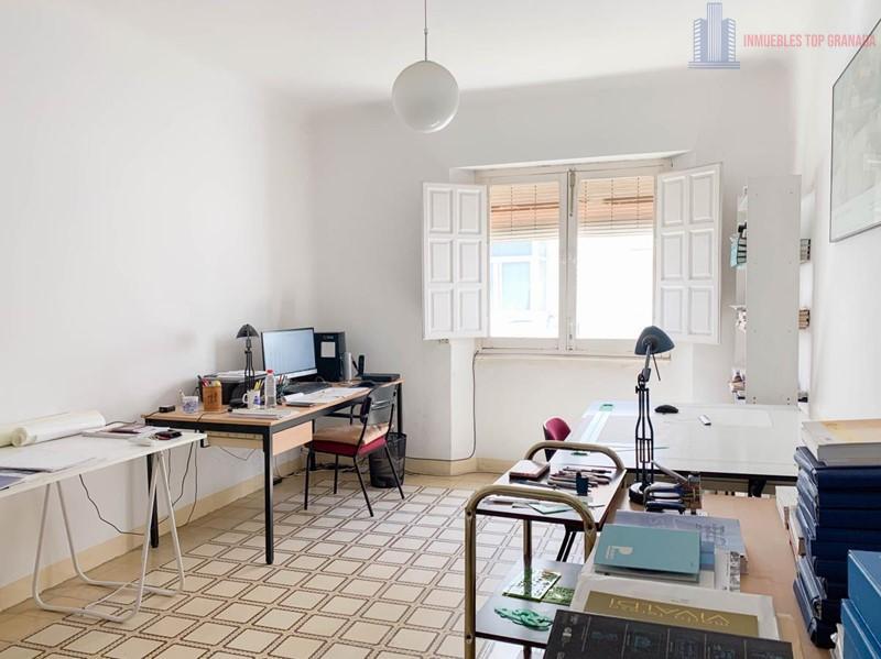 Venta de piso en Granada