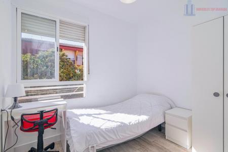 Venta de piso en Granada